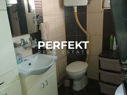 Sale, house, 404m², Strelište, Pančevo - image 7