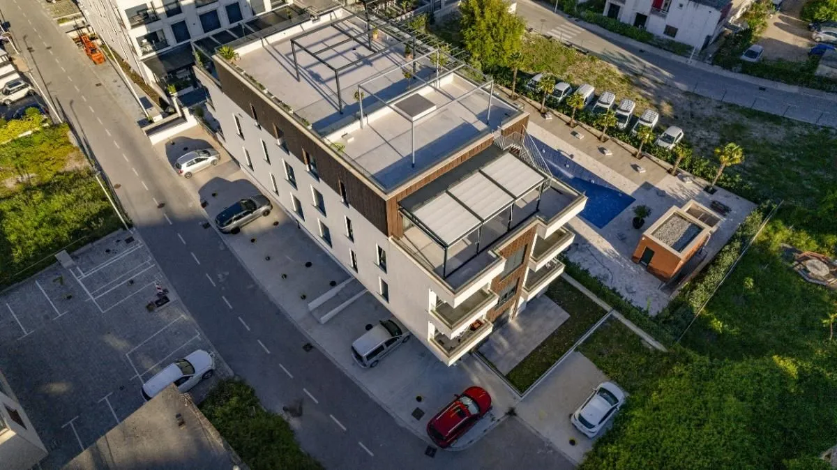 Prodaja, dvosoban stan, 154m², Donja Lastva, Tivat