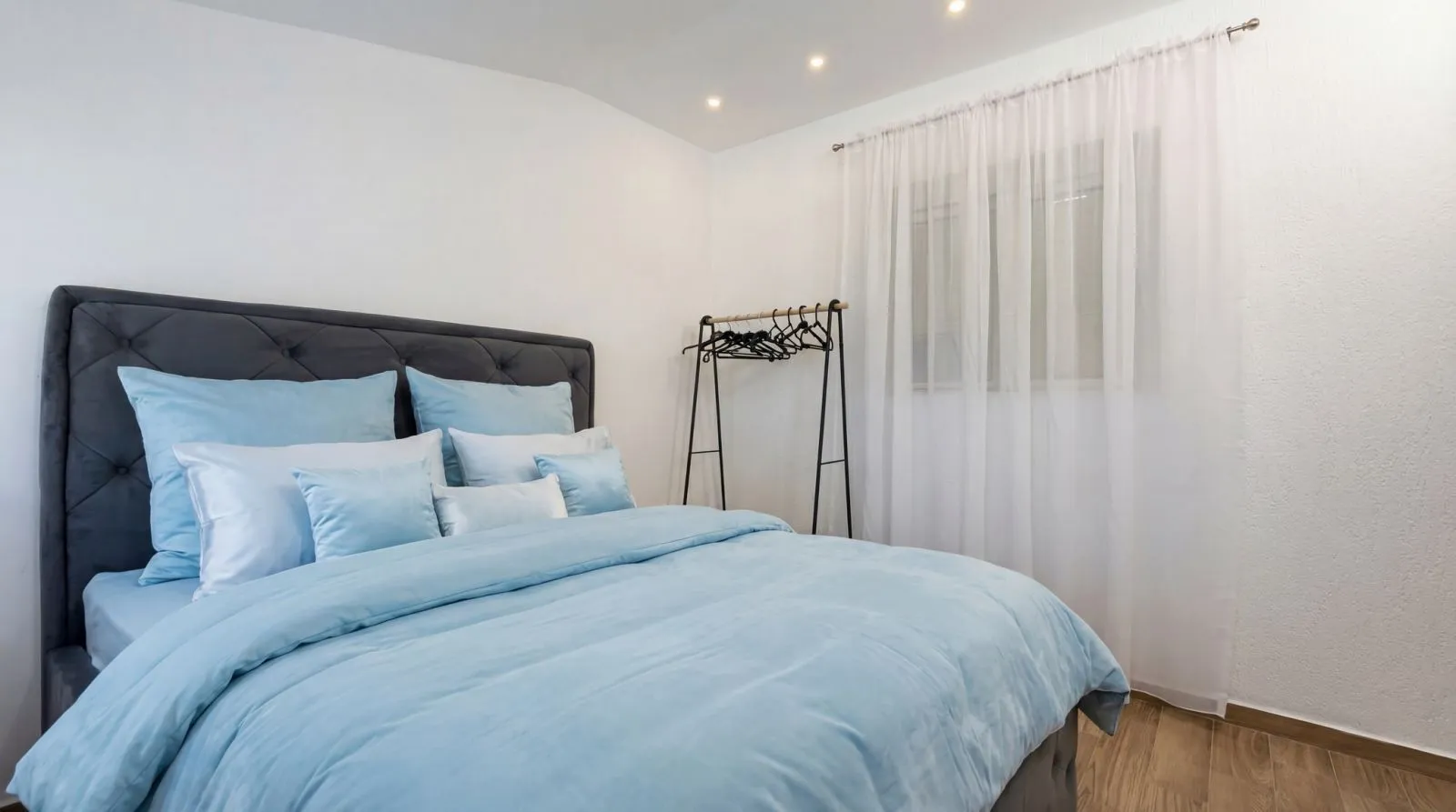 Prodaja, trosoban stan, 80m², Budva, Crna Gora