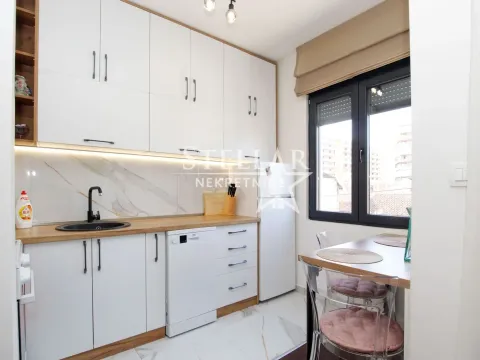 Rent, one bedroom apartment, 39m², 1 maj, Podgorica - image 4