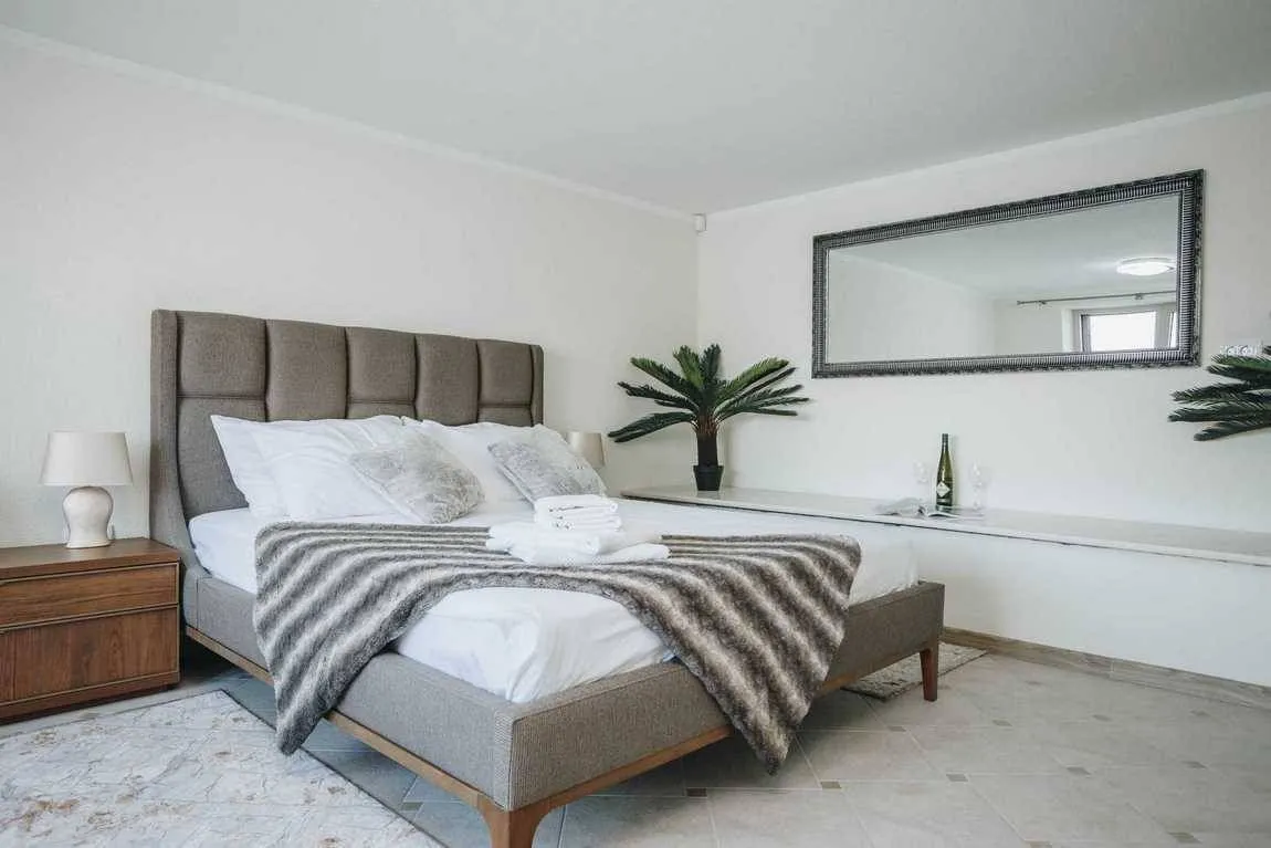 Prodaja, kuća, 300m², Krašići, Tivat