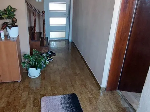 Prodaja, kuća, 300m², Podgorica, Crna Gora - image 6