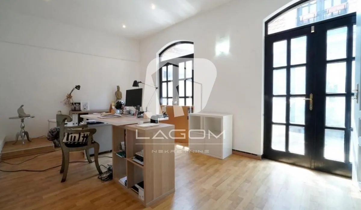Prodaja, kuća, 418m², Zemun Centar, Zemun Sve Podlokacije