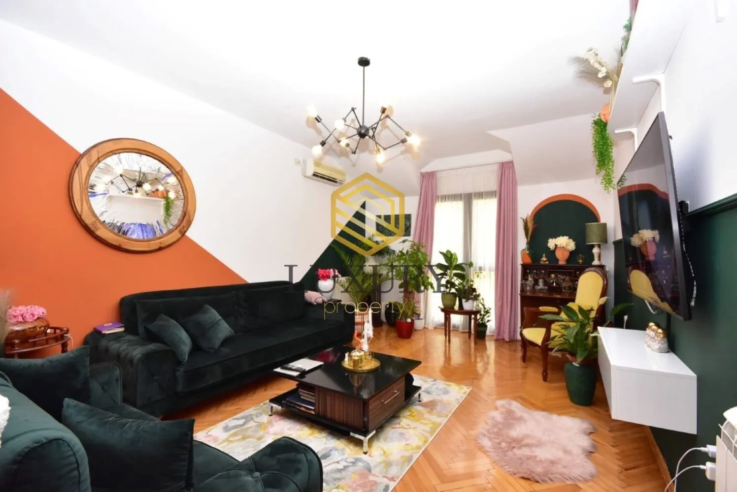 Prodaja, trosoban stan, 155m², Gorica C, Podgorica