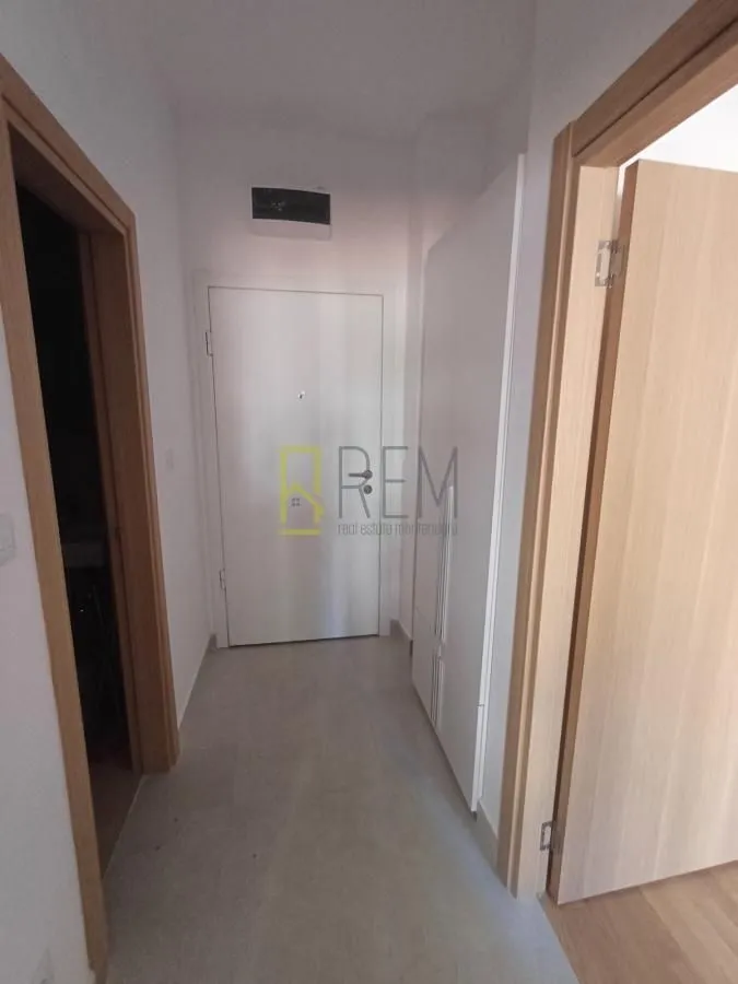 Prodaja, jednosoban stan, 35m², Zabjelo, Podgorica