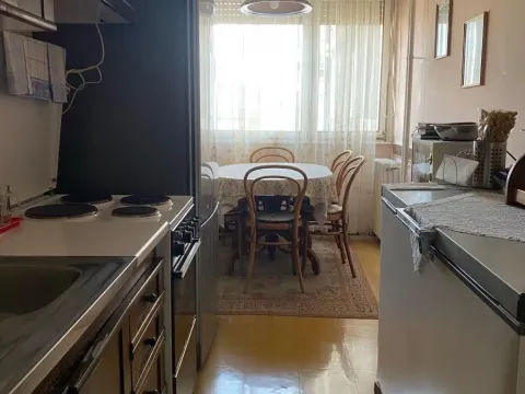 Sale, three bedroom apartment, 97m², Stari Grad, Beograd - image 2