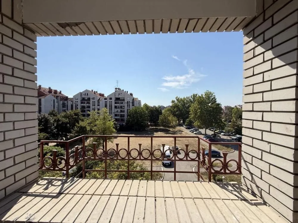 View from the balcony overlooking the surroundings and buildings.