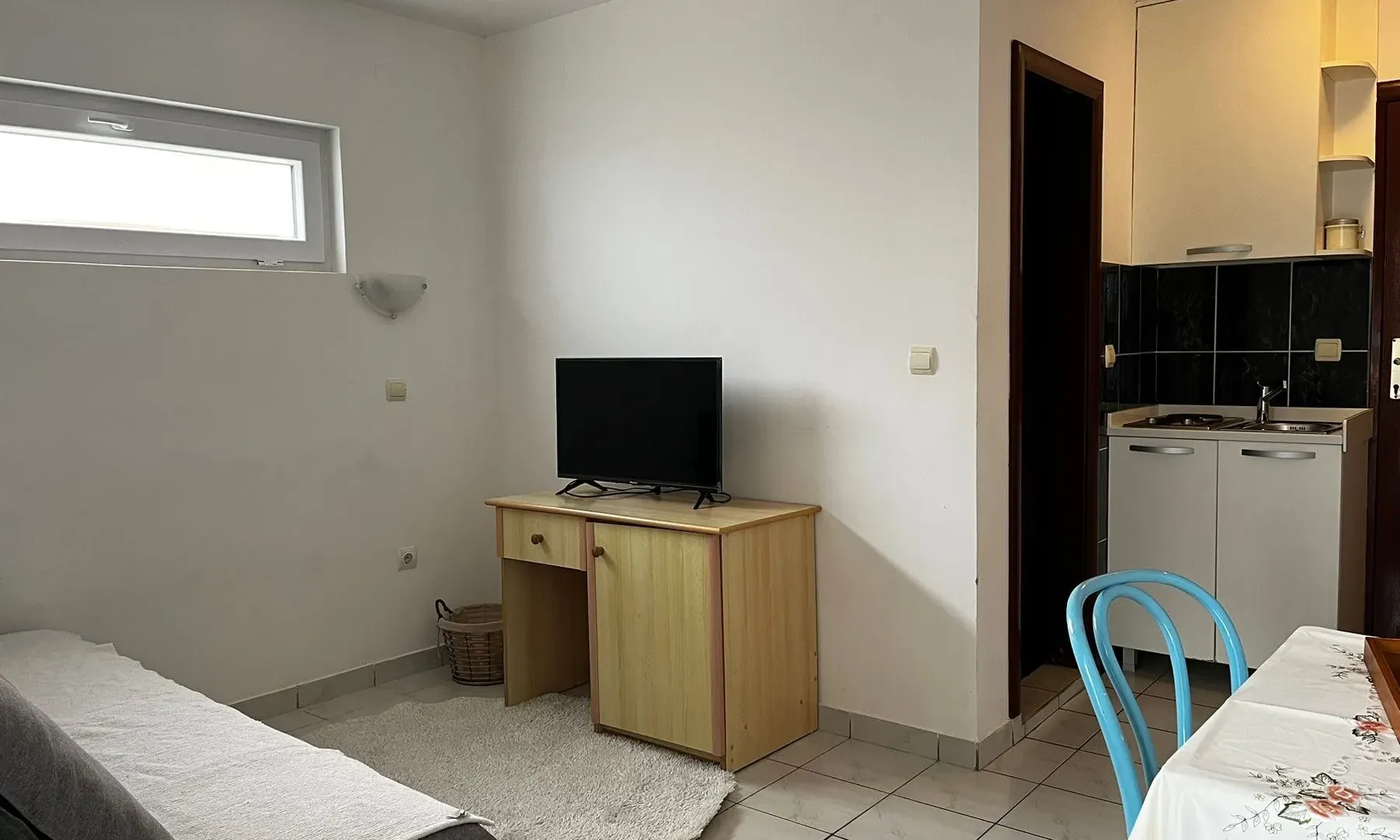 Izdavanje, jednosoban stan, 55m², Rafailovići, Budva