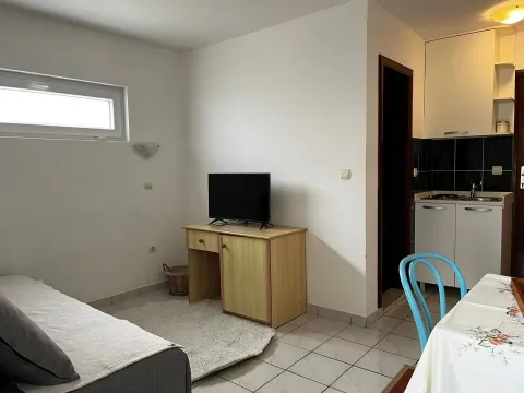 Izdavanje, jednosoban stan, 55m², Rafailovići, Budva - image 21