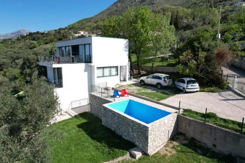 Sale, house, 270m², Velembusi, Bar