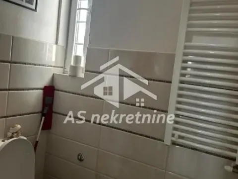 Izdavanje, trosoban stan, 100m², Zeleni Venac, Beograd - image 23