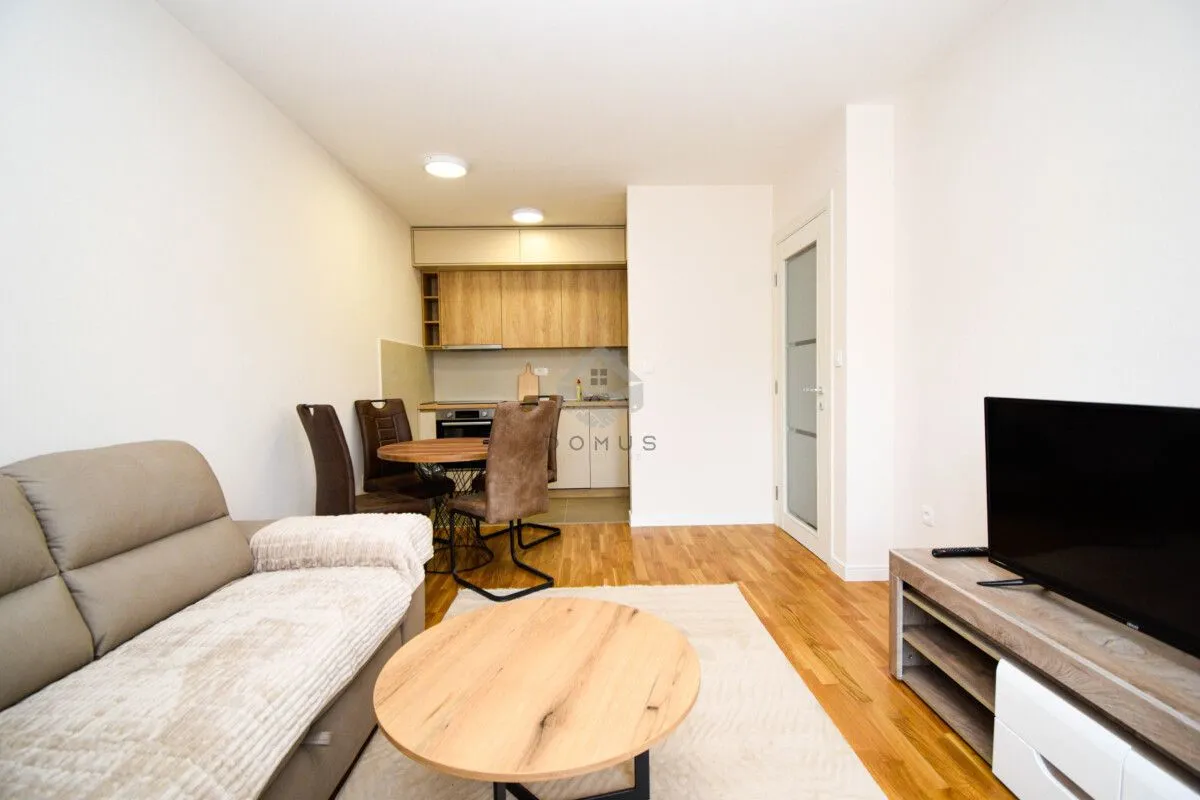 Rent, one bedroom apartment, 45m², Pobrežje, Podgorica