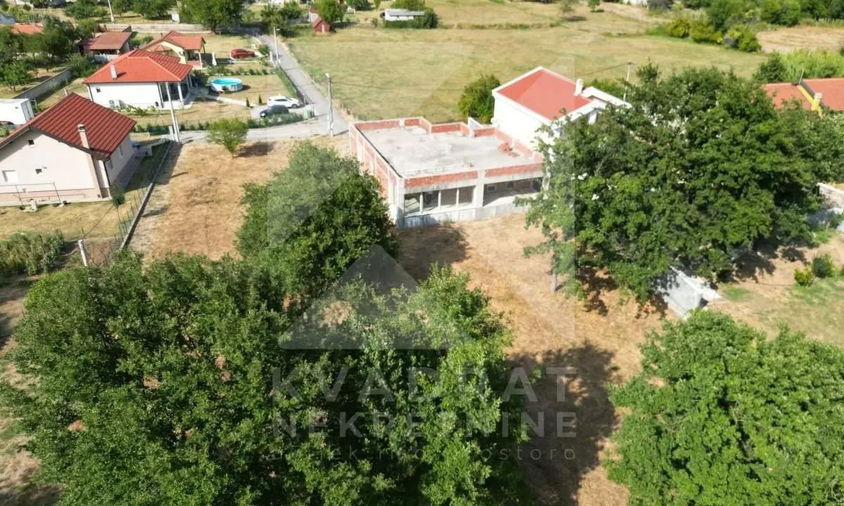 Prodaja, kuća, 231m², Pričelje, Podgorica