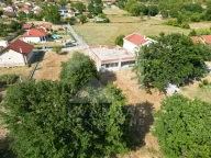 Prodaja, kuća, 231m², Pričelje, Podgorica - image 1