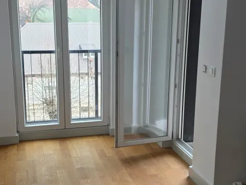 Prodaja, četvorosoban stan, 103m², Centar, Kolašin - image 11