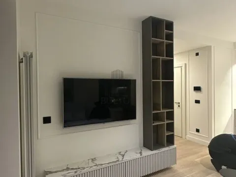 Izdavanje, trosoban stan, 70m², Savski Venac, Beograd - image 7