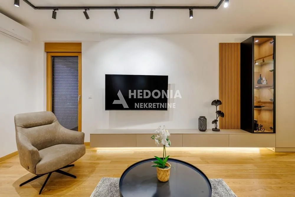 Rent, two bedroom apartment, 59m², Novi Beograd Blok 65, Novi Beograd Sve Podlokacije