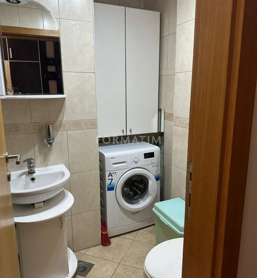 Izdavanje, trosoban stan, 80m², Trošarina, Voždovac Sve Podlokacije
