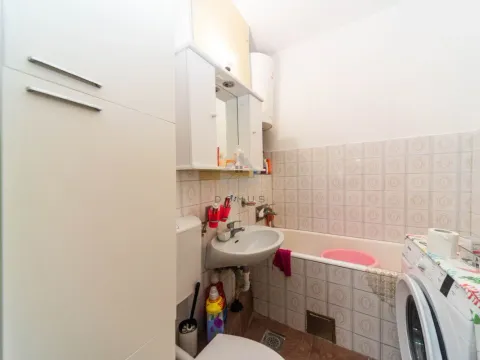 Prodaja, dvosoban stan, 80m², Zabjelo, Podgorica - image 9