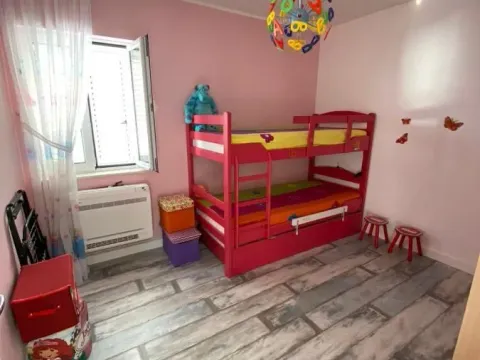 Sale, four bedroom apartment, 82m², Sveti Stefan, Budva - image 20