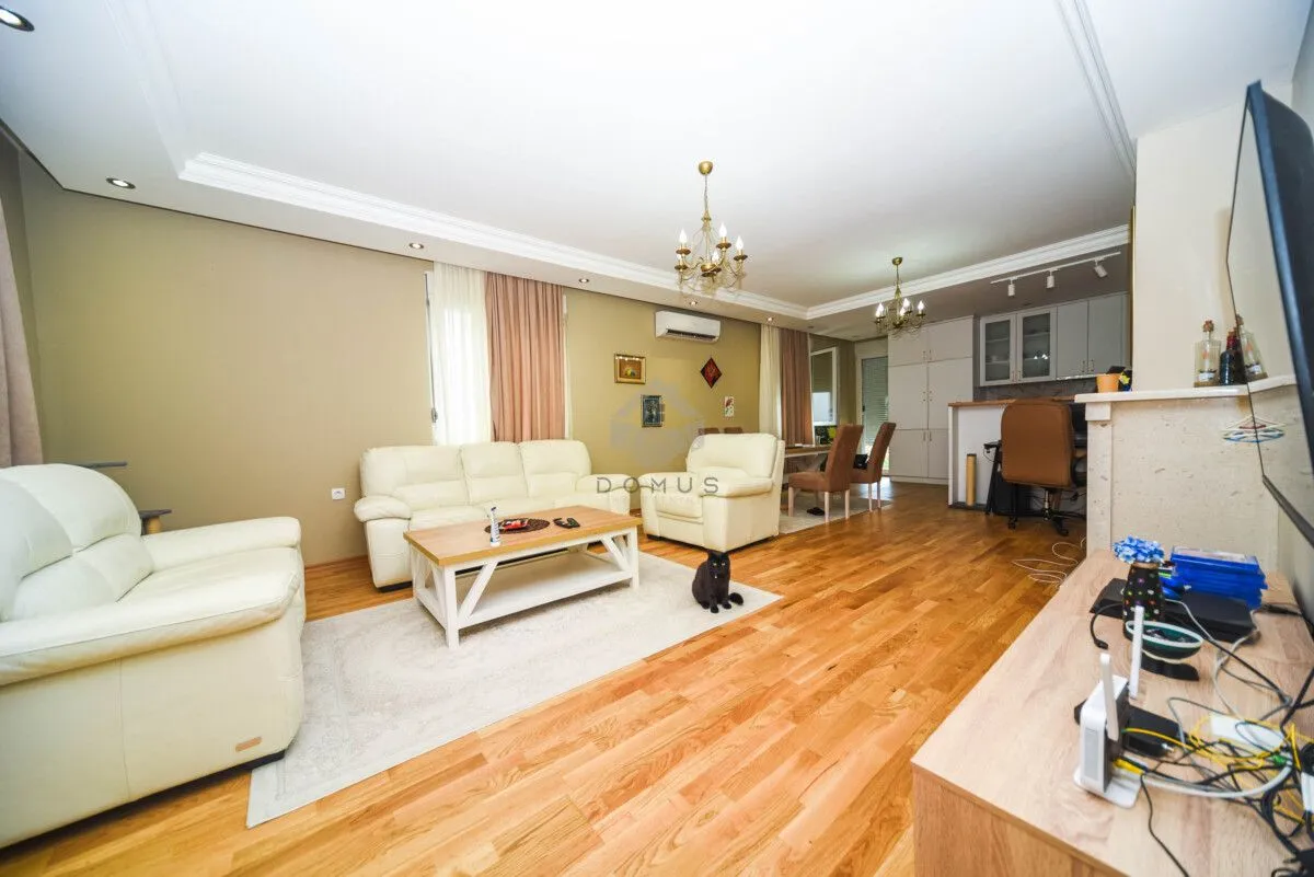 Rent, house, 135m², Murtovina, Podgorica