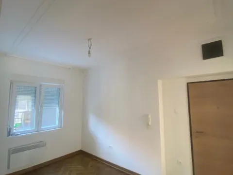 Prodaja, stan, 78m², Južni Bulevar, Vračar Sve Podlokacije - image 6