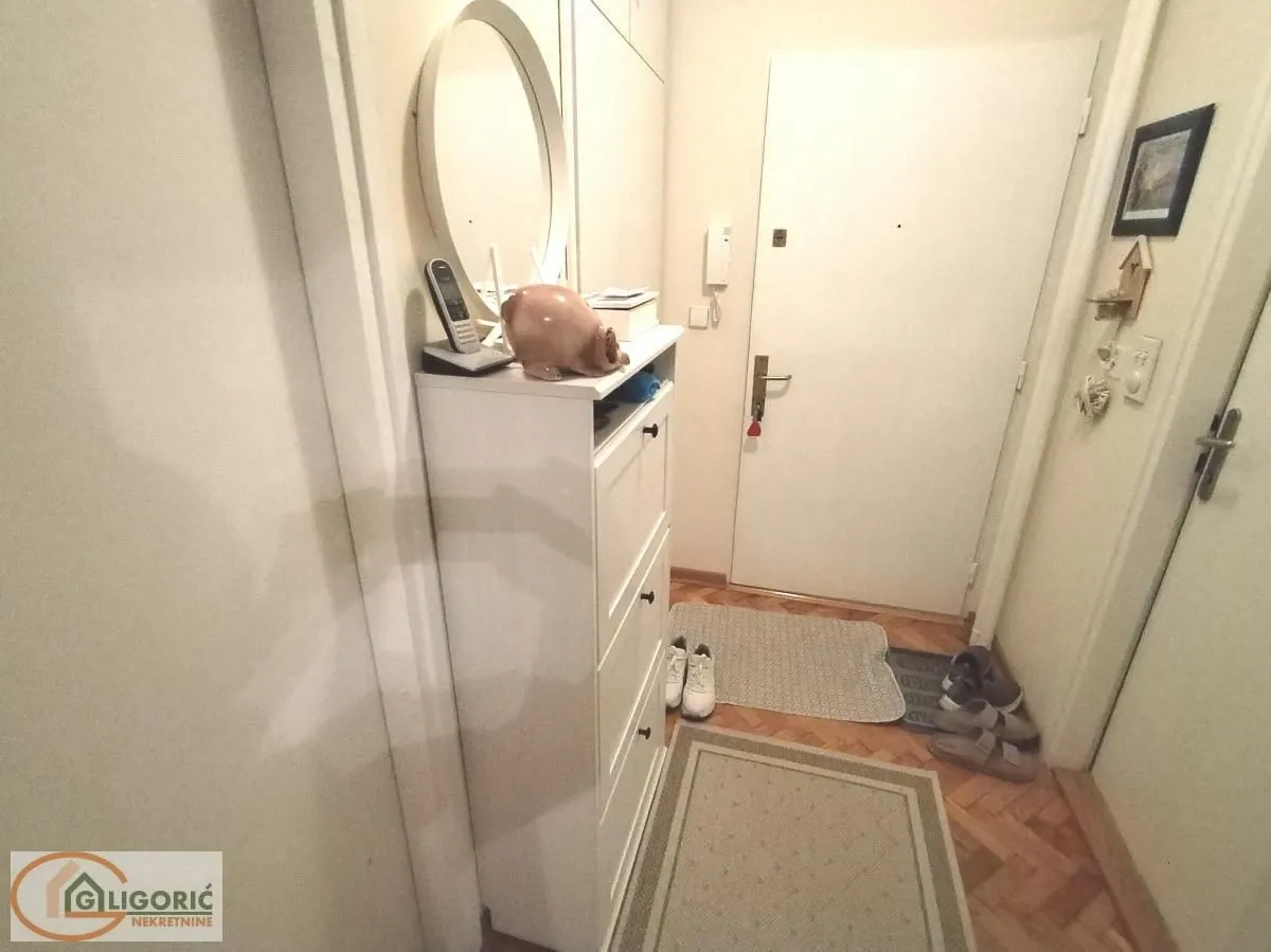 Sale, one bedroom apartment, 42m², Vukov Spomenik, Zvezdara Sve Podlokacije