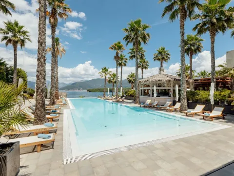 Prodaja, dvosoban stan, 190m², Đuraševići, Tivat - image 16