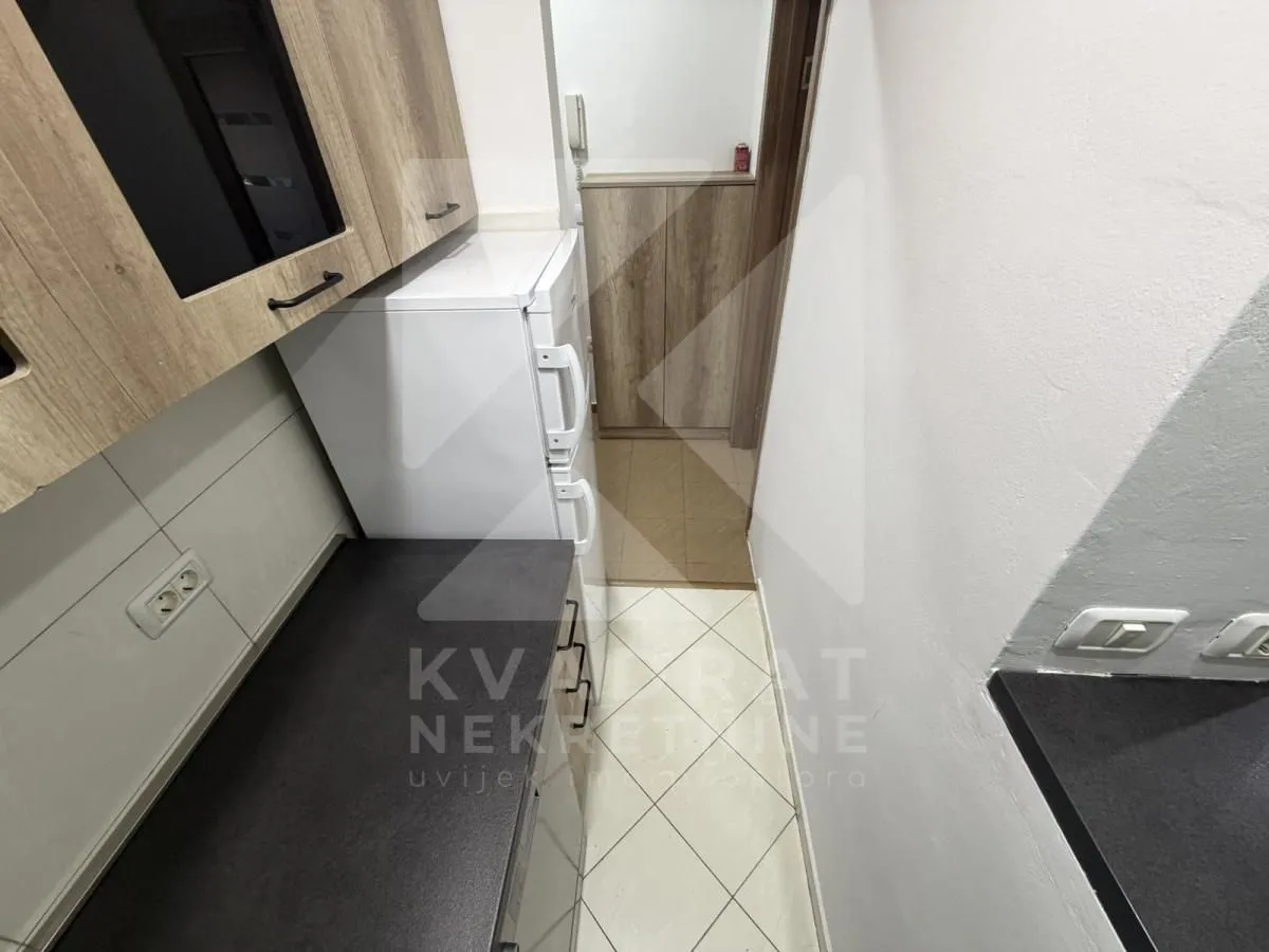 Rent, studio apartment, 25m², Vezirov Most, Podgorica