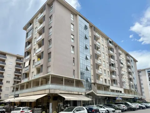Prodaja, dvosoban stan, 64m², City Kvart, Podgorica - image 7