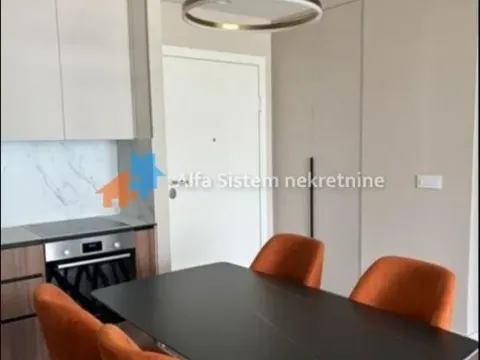 Izdavanje, trosoban stan, 73m², Savski Venac, Beograd - image 6