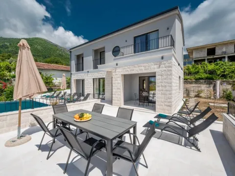 Sale, house, 250m², Mrčevac, Tivat - image 37