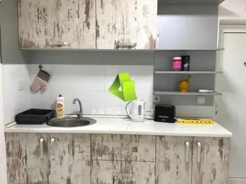 Izdavanje, trosoban stan, 45m², Medijana, Niš - image 5