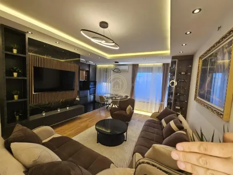 Izdavanje, trosoban stan, 75m², Lekino Brdo, Voždovac Sve Podlokacije - image 2