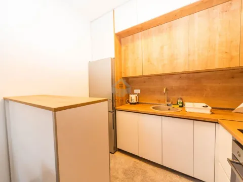 Izdavanje, jednosoban stan, 45m², New City, Podgorica - image 6