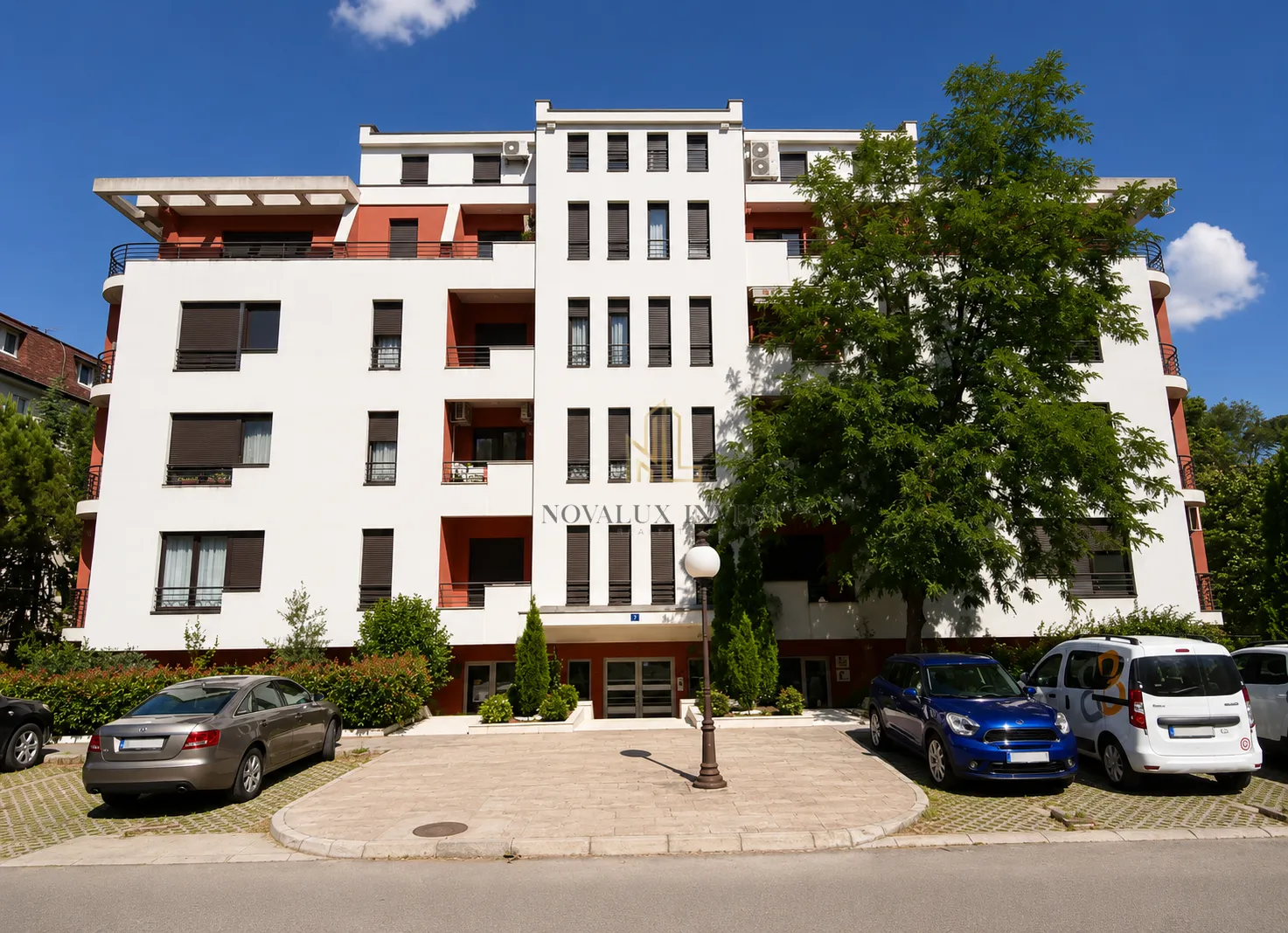 Prodaja, trosoban stan, 200m², Preko Morače, Podgorica