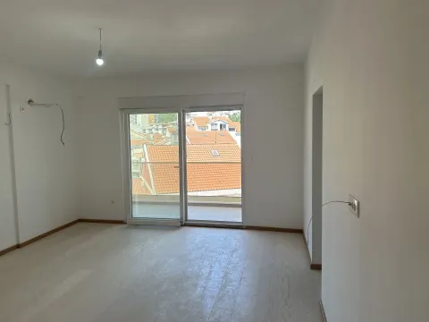 Prodaja, stan, 80m², Budva, Crna Gora - image 9