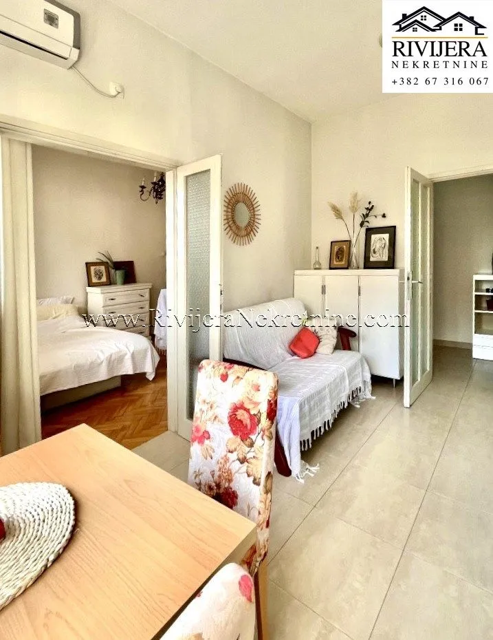 Prodaja, jednosoban stan, 38m², Centar, Tivat