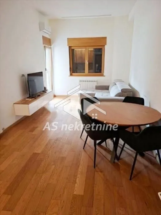 Rent, two bedroom apartment, 44m², Trošarina, Voždovac Sve Podlokacije
