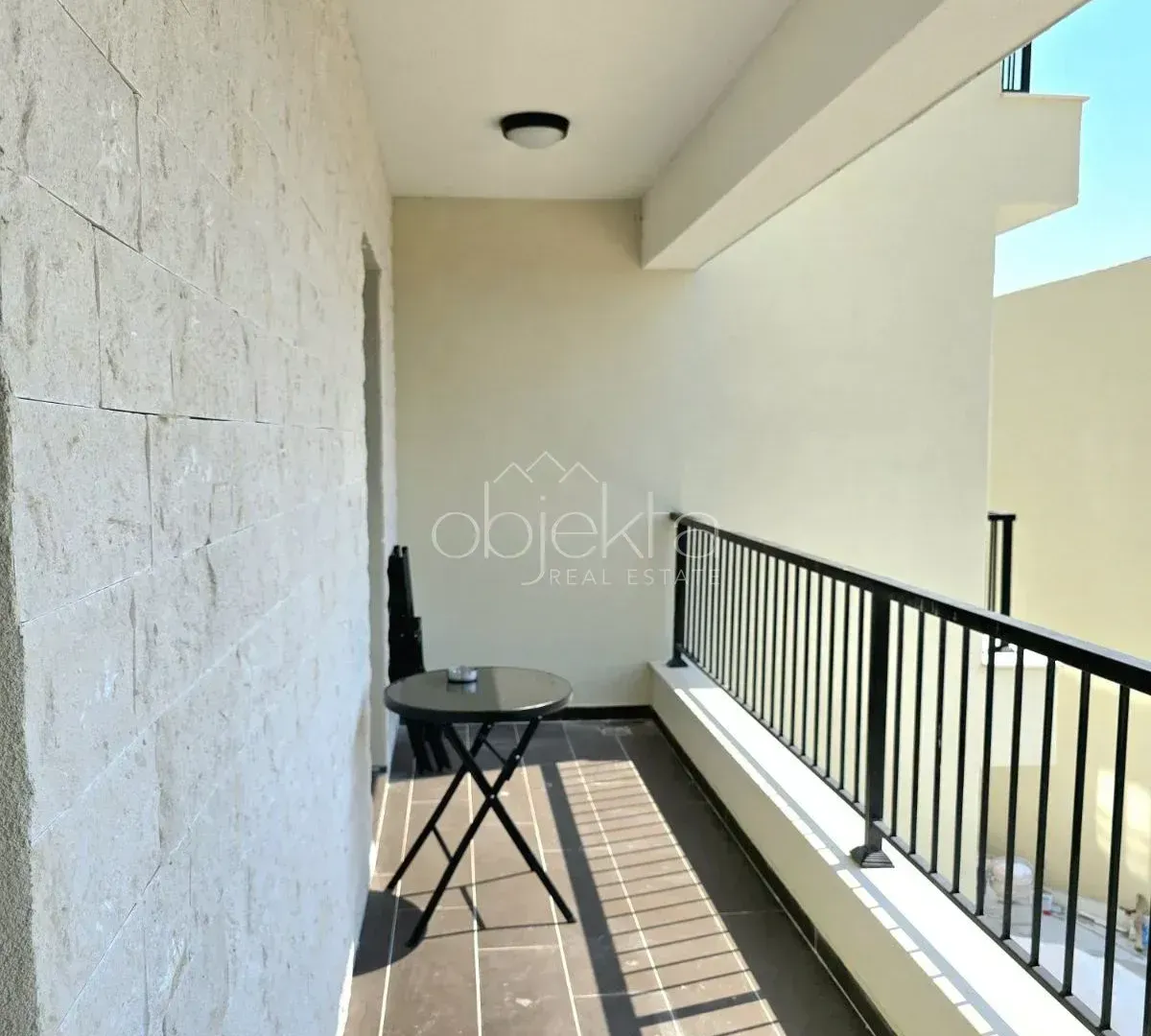 Izdavanje, stan, 72m², Tivat, Crna Gora