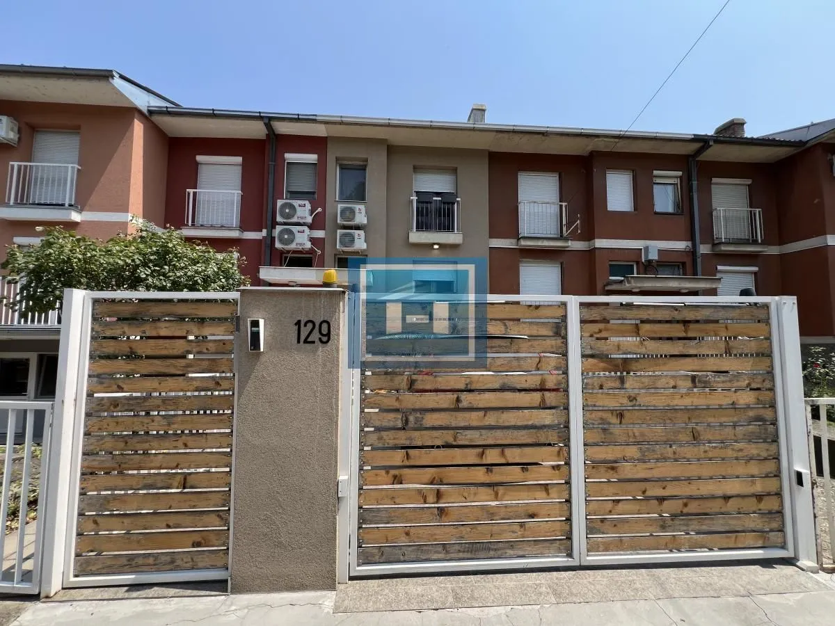 Prodaja, stan, 170m², Sarina Medja, Jagodina