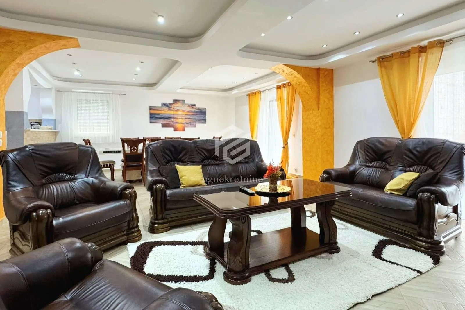 Rent, three bedroom apartment, 160m², Tivat, Crna Gora
