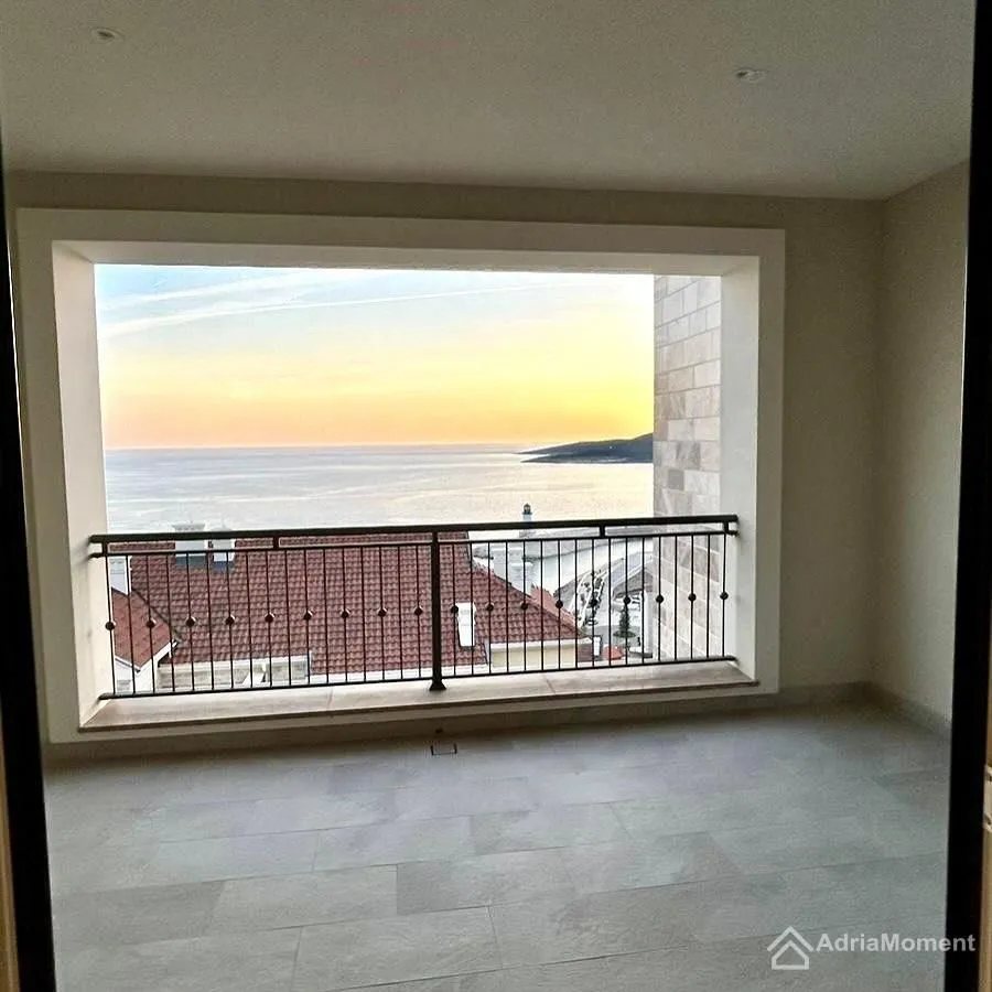 Sale, one bedroom apartment, 77m², Radovići, Tivat