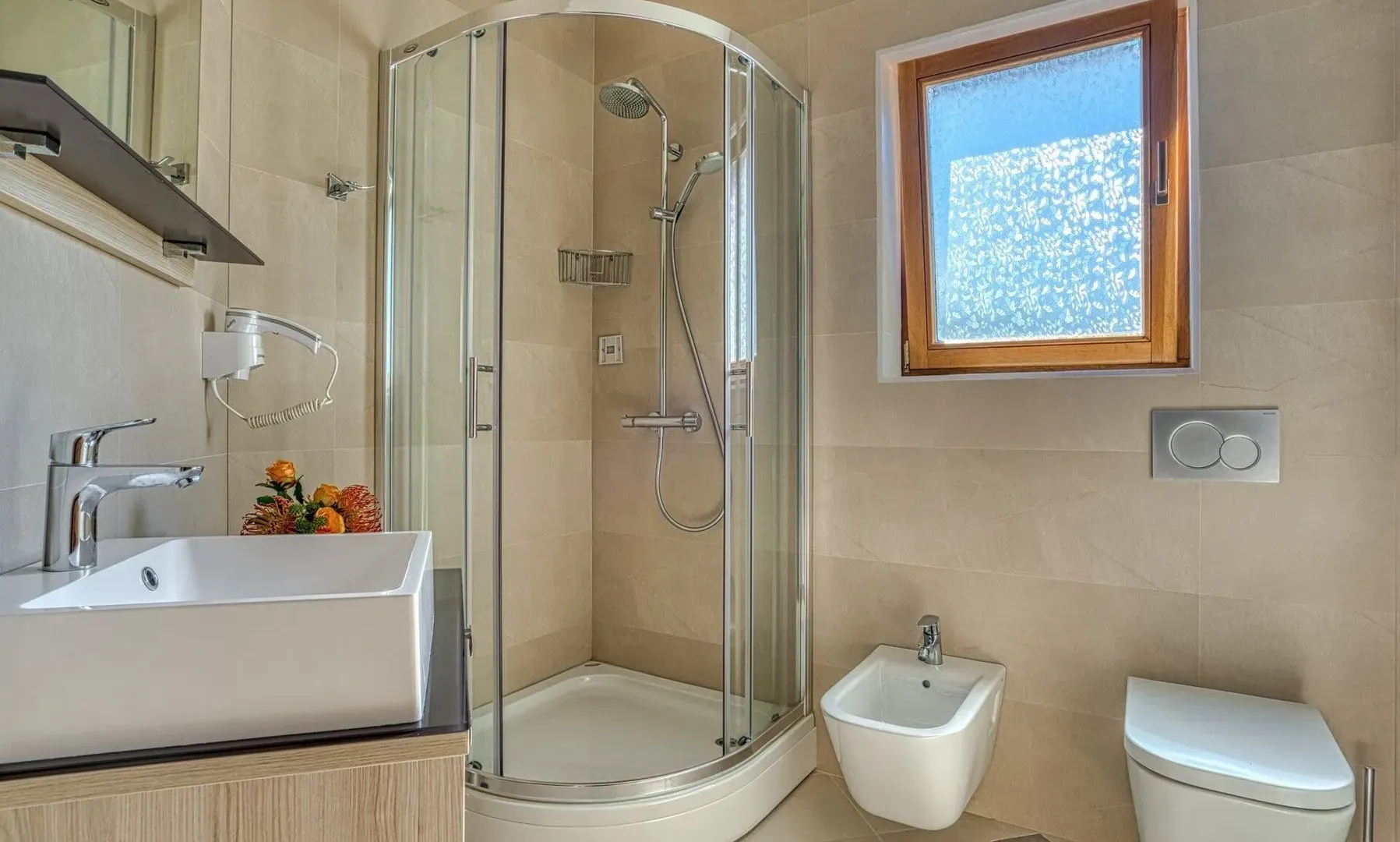 Sale, house, 507m², Dobrota, Kotor
