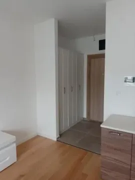 Rent, one bedroom apartment, 33m², Podgorica, Crna Gora - image 15