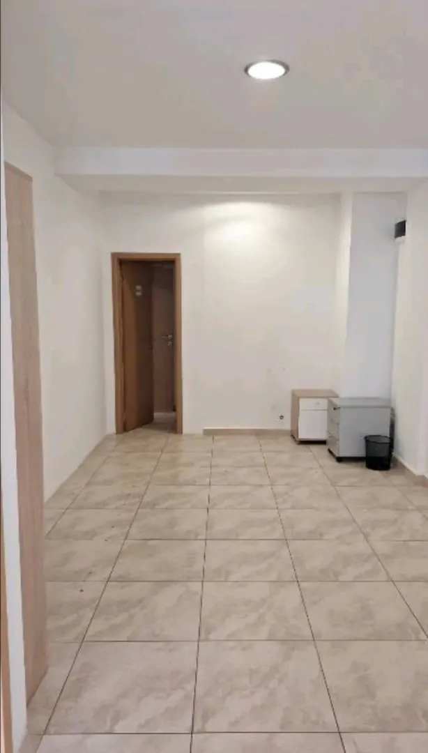 Rent, office space, 65m², City Kvart, Podgorica