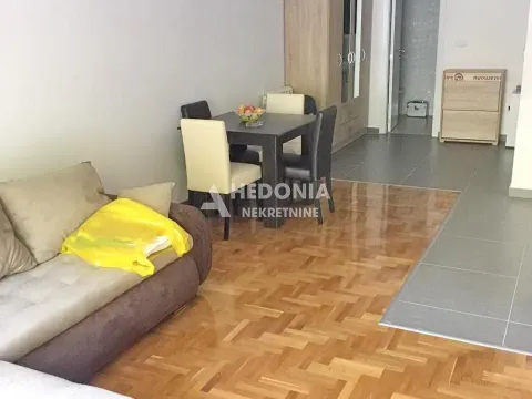 Izdavanje, jednosoban stan, 29m², Zvezdara Sve Podlokacije, Beograd - image 4