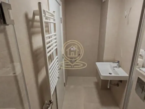 Izdavanje, poslovni prostor, 76m², Čukarica, Beograd - image 11