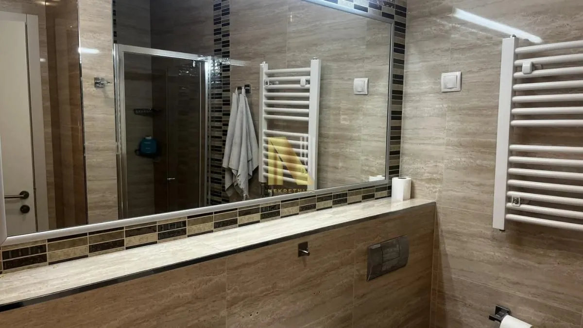 Izdavanje, trosoban stan, 85m², Liman 3, Novi Sad Sve Podlokacije