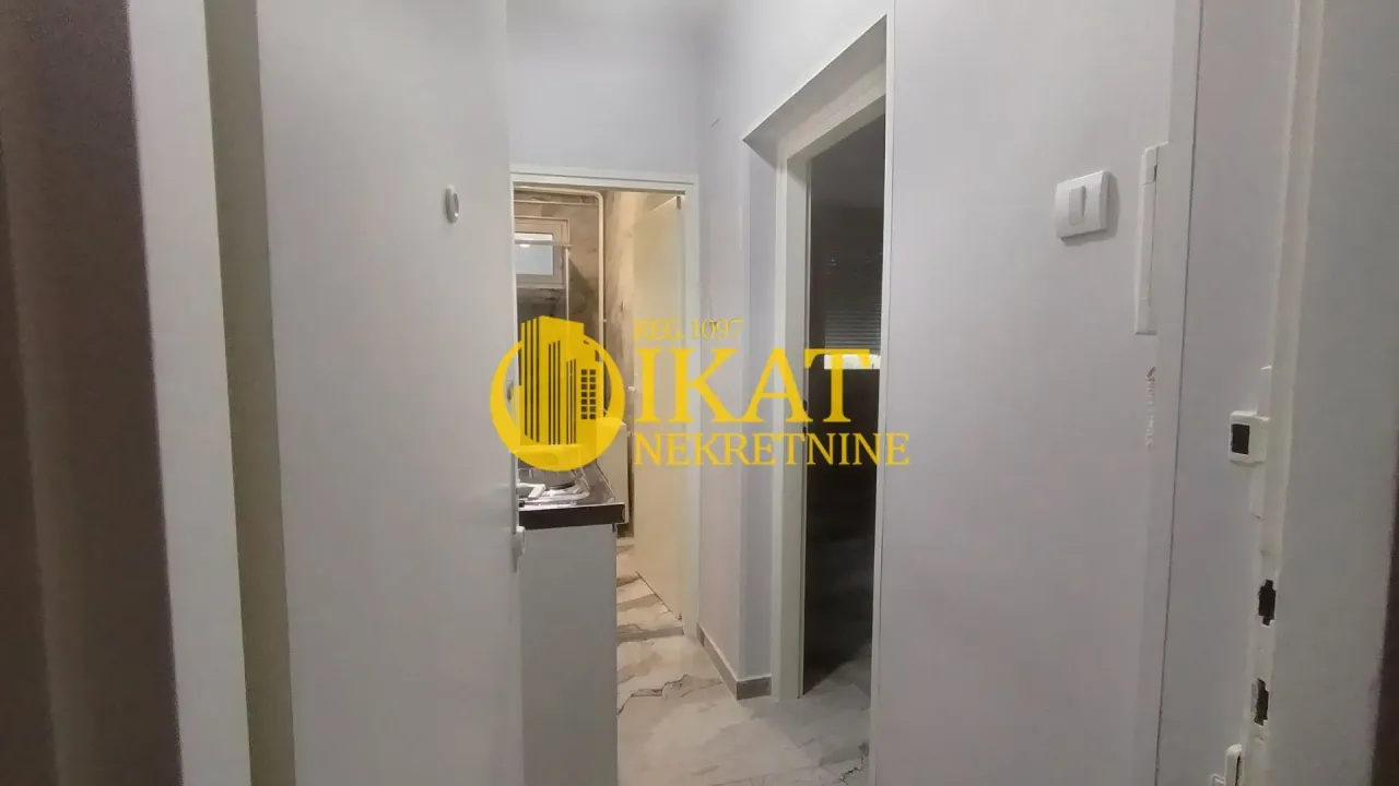 Prodaja, jednosoban stan, 25m², Zemun Sve Podlokacije, Beograd